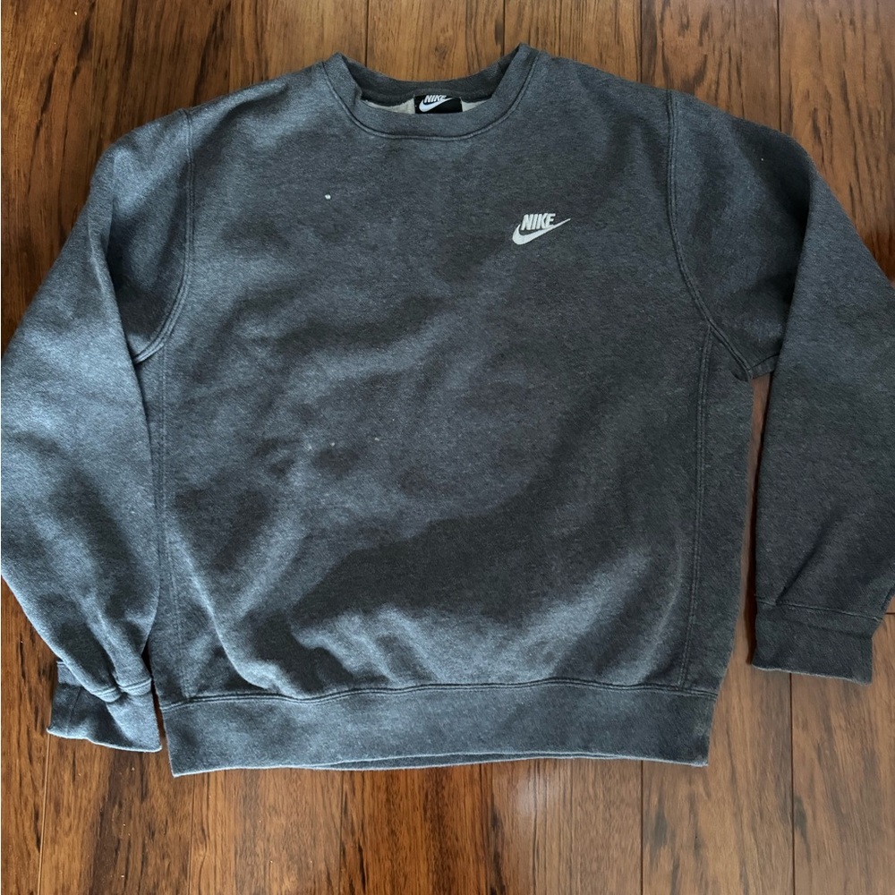 Grey nike crewneck